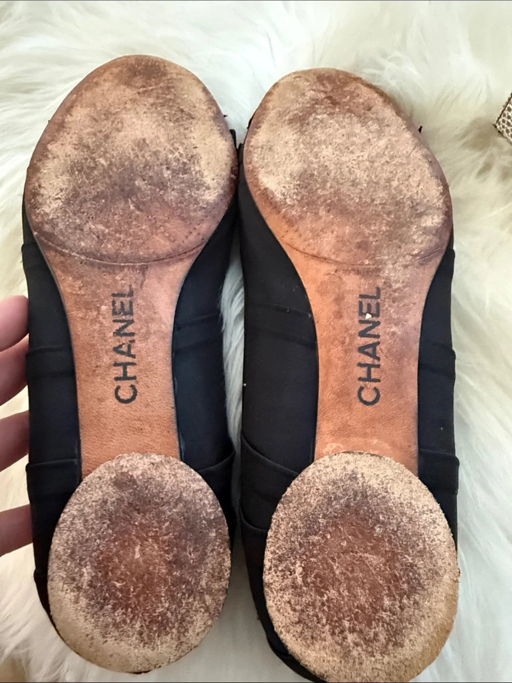 CHANEL Black Ribbon Bow Ballet Flats size 40 2007